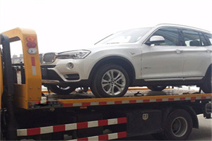 克拉玛依拖车24小时服务电话