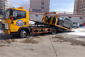 克拉玛依救援拖车费用怎么算